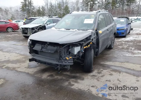 2025 Subaru Forester Premium z USA, uszkodzony, nr VIN JF2SLDDC3SH481542